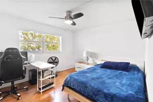 3600 NE 170th St, North Miami Beach, FL 33160 - Photo 24