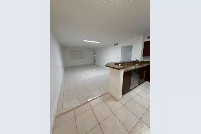 761 N Pine Island Road #104, Plantation, FL 33324 - Photo 16