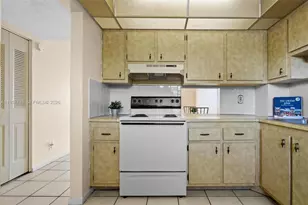 200 Ashbury Rd, Hollywood, FL 33024 - Photo 16