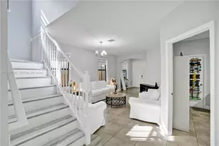 8895 NW 100th Pl, Doral, FL 33178 - Photo 8