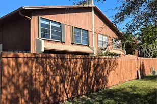 6904 SW 114th Pl, Miami, FL 33173 - Photo 6