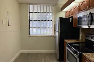 1705 Whitehall Dr, Davie, FL 33324 - Photo 24