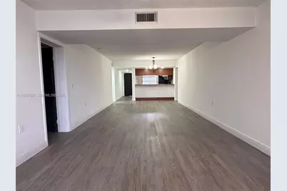 1705 Whitehall Dr #102, Davie, FL 33324 - Photo 8