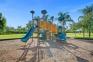 1033 Eucalyptus Dr, Hollywood, FL 33021 - Photo 50
