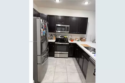 10628 W 33rd Way, Hialeah, FL 33018 - Photo 6