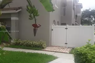 12637 SW 54th St, Miramar, FL 33027 - Photo 4