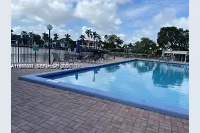 851 Three Island Blvd #418, Hallandale Beach, FL 33009 - Photo 4