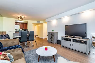 9355 SW 8th St #105, Boca Raton, FL 33428 - Photo 12
