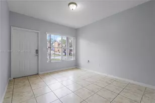 865 SW 6th Ct, Florida City, FL 33034 - Photo 4