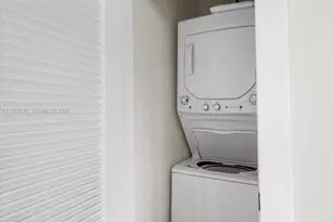 1471 Lincoln Terrace, Miami Beach, FL 33139 - Photo 18