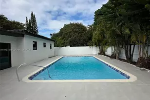 15411 NE 10th Ave, North Miami Beach, FL 33162 - Photo 18