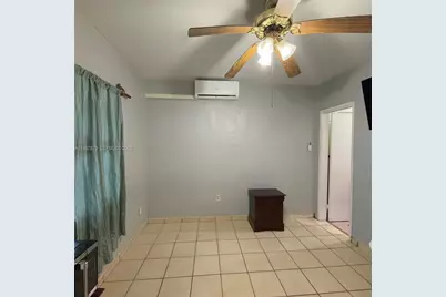 275 W 16th St #0, Hialeah, FL 33010 - Photo 8