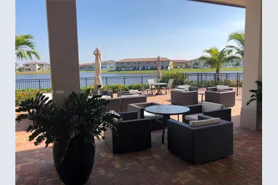 9333 W 33rd Lane #9333, Hialeah Gardens, FL 33018 - Photo 4