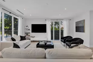 2851 SW 33rd Ct, Miami, FL 33133 - Photo 14