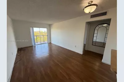 2500 SW 6th St #503, Miami, FL 33135 - Photo 4