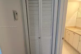 2500 SW 6th St, Miami, FL 33135 - Photo 10