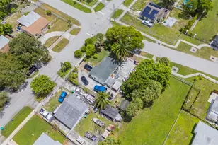 901 NW 34th Terrace, Lauderhill, FL 33311 - Photo 22