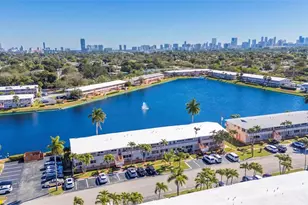 901 SW 11th Ave, Hallandale Beach, FL 33009 - Photo 20