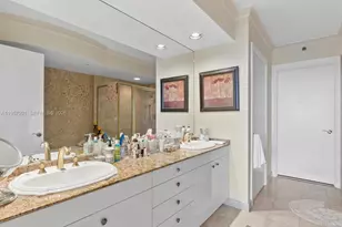 19111 Collins Ave, Sunny Isles Beach, FL 33160 - Photo 32