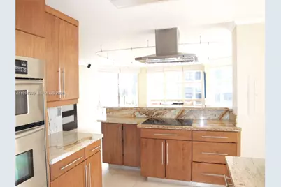 1901 Brickell Ave #B1714, Miami, FL 33129 - Photo 8