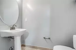 7401 Palomino Dr, Davie, FL 33024 - Photo 18