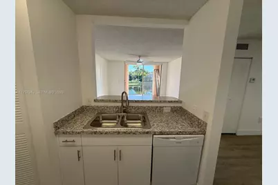 12166 Saint Andrews Pl #210, Miramar, FL 33025 - Photo 2