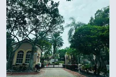 12166 Saint Andrews Pl #210, Miramar, FL 33025 - Photo 16