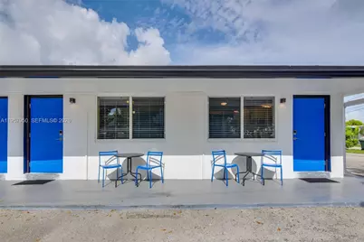 412 NE 4th Ave, Hallandale Beach, FL 33009 - Photo 4