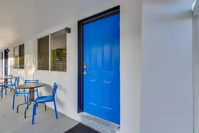 412 NE 4th Ave, Hallandale Beach, FL 33009 - Photo 6