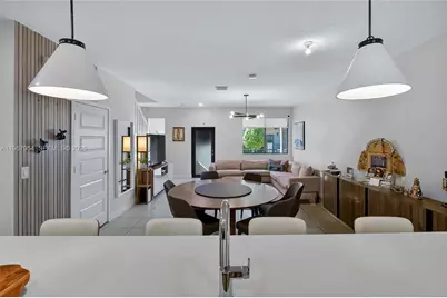 4655 NW 83rd Path, Doral, FL 33166 - Photo 12