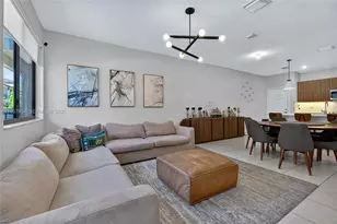 4655 NW 83rd Path, Doral, FL 33166 - Photo 4