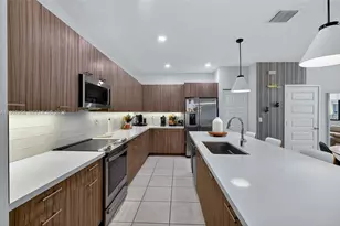 4655 NW 83rd Path, Doral, FL 33166 - Photo 10