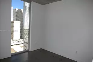 151 SE 1st St, Miami, FL 33131 - Photo 10