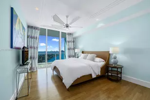 100 S Pointe Dr, Miami Beach, FL 33139 - Photo 16