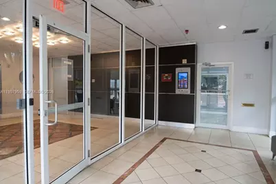 800 N Miami Ave #E-1707, Miami, FL 33136 - Photo 6