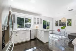 5100 SW 75th St, Miami, FL 33143 - Photo 8