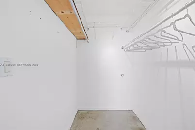 234 NE 3rd St #1704, Miami, FL 33132 - Photo 14