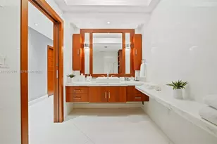18201 Collins Ave, Sunny Isles Beach, FL 33160 - Photo 20