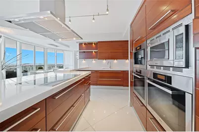 18201 Collins Ave #5201, Sunny Isles Beach, FL 33160 - Photo 12