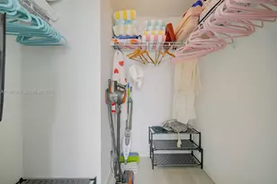 244 Biscayne Blvd, Miami, FL 33132 - Photo 28