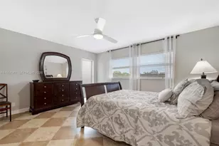 1000 NE 14th Ave, Hallandale Beach, FL 33009 - Photo 8