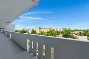 1000 NE 14th Ave, Hallandale Beach, FL 33009 - Photo 28