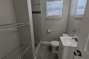2300 Douglas St, Hollywood, FL 33020 - Photo 10