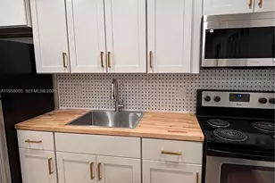 220 NW 27th Ave, Pompano Beach, FL 33069 - Photo 10