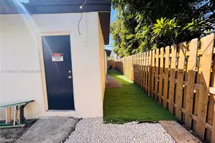 220 NW 27th Ave, Pompano Beach, FL 33069 - Photo 18