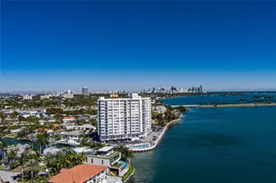 11930 N Bayshore Dr, North Miami, FL 33181 - Photo 38