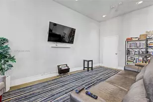 11930 N Bayshore Dr, North Miami, FL 33181 - Photo 26