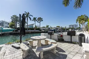 11930 N Bayshore Dr, North Miami, FL 33181 - Photo 30