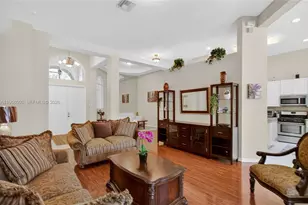 6353 SW 191st Ave, Pembroke Pines, FL 33332 - Photo 18