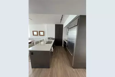 55 SE 6th St #1807, Miami, FL 33131 - Photo 4